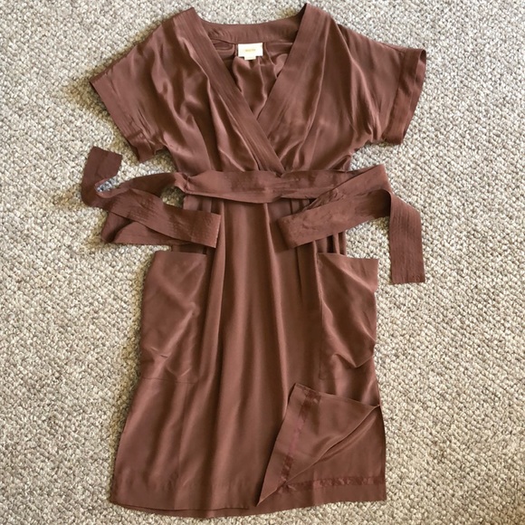 Maeve Dresses & Skirts - NWOT Anthropologie dress size 8
